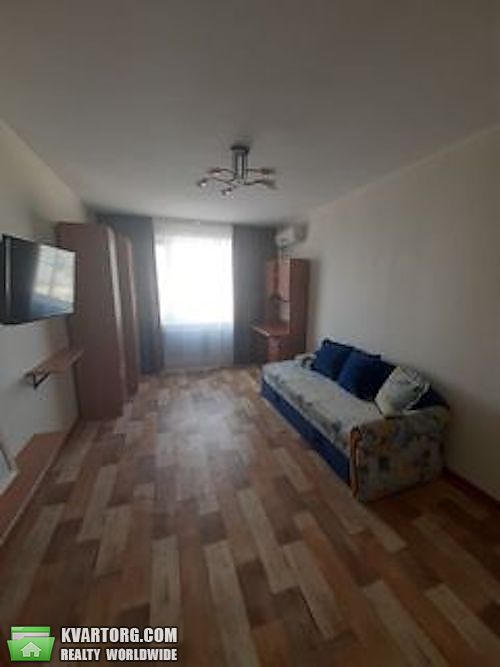 Sell 1-room apartment. Киев,  Оболонская пл — photo 1