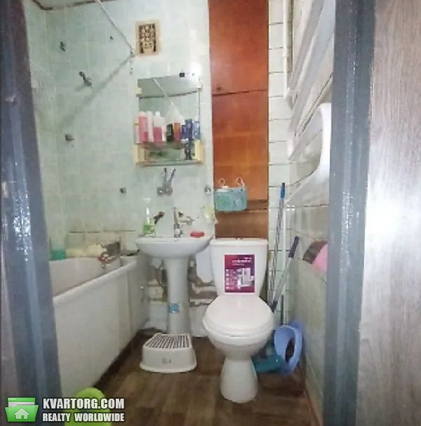 Sell 2-room apartment. Киев,  Дегтяревская — photo 8