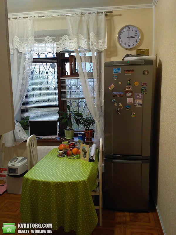 Sell 3-room apartment. Киев,  Боженко — photo 2