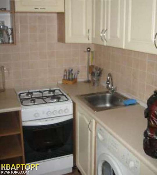 Sell 2-room apartment. Киев,  Невская — photo 1