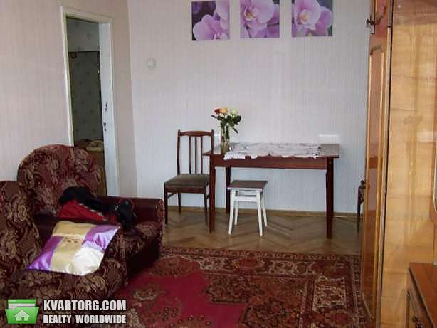 Sell 2-room apartment. Киев,  40-летия Октября просп — photo 1