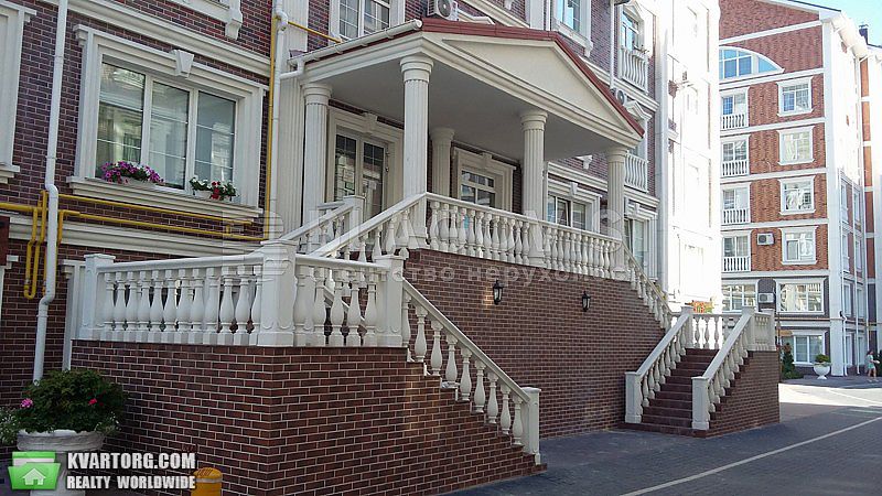 Sell 3-room apartment. Киев, Луценка Дмитра — photo 2