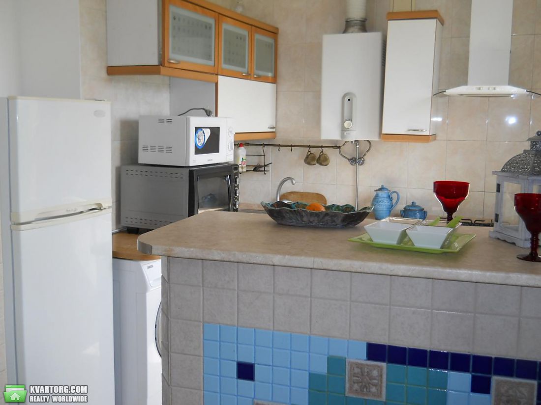 Rent out 3-room apartment. Киев,  Бастионная — photo 5