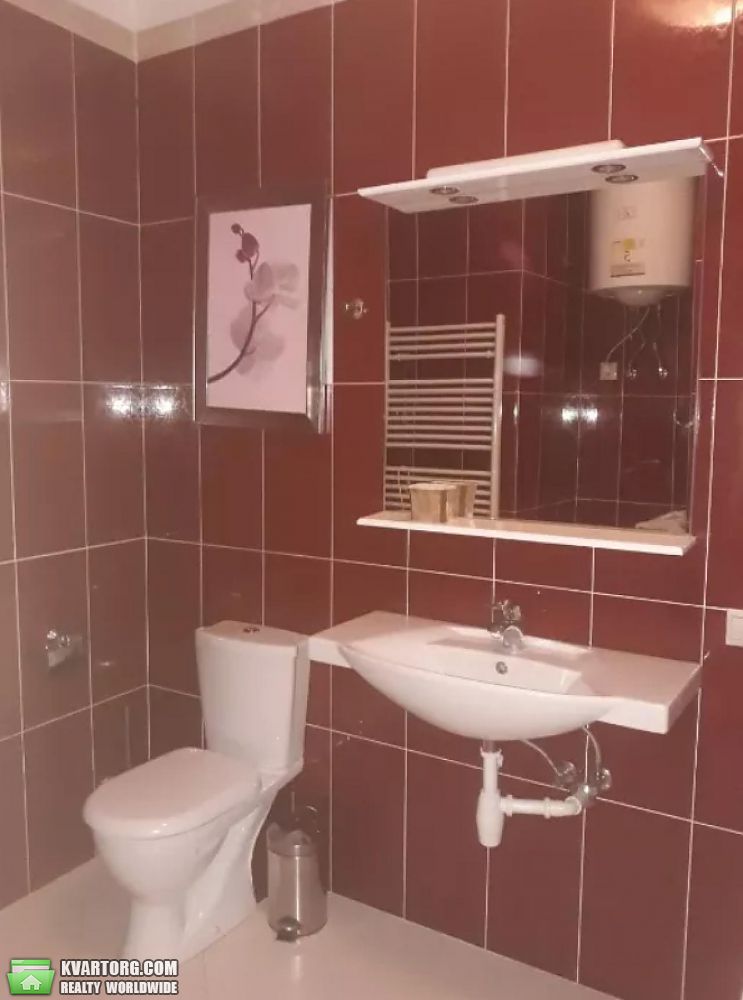 Rent out 2-room apartment. Киев,  Никольско-Ботаническая — photo 8