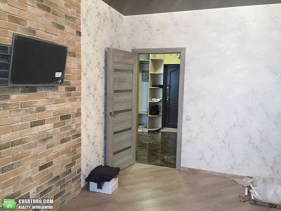Rent out 2-room apartment. Харьков, Героев Труда — photo 4