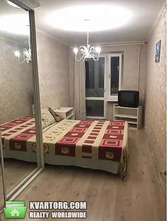 Rent out 3-room apartment. Киев,  Тычины пр — photo 3