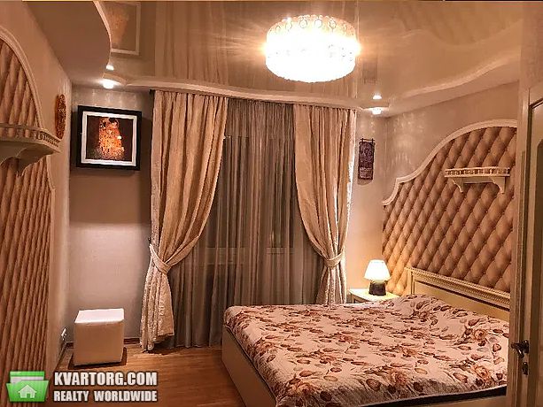 Rent out 3-room apartment. Киев,  Татарская — photo 1