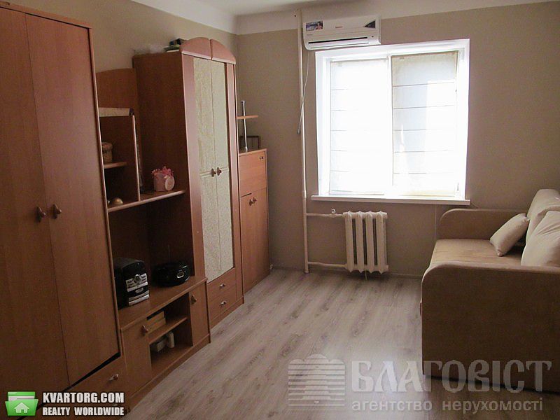Sell 3-room apartment. Киев,  Шолом-Алейхема — photo 3