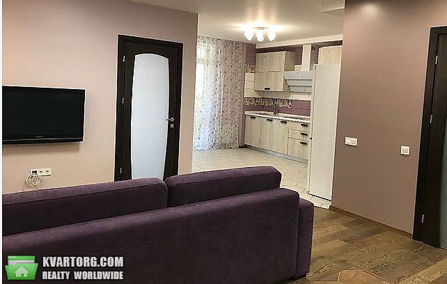 Rent out 3-room apartment. Киев,  Невская — photo 4