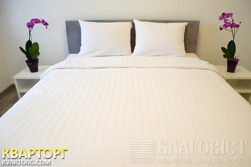 Sell 2-room apartment. Киев,  Щорса — photo 2