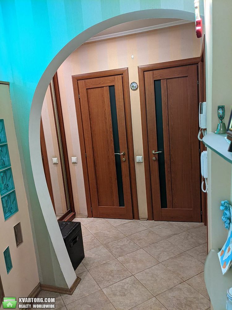 Sell 3-room apartment. Киев,  Приречная — photo 7