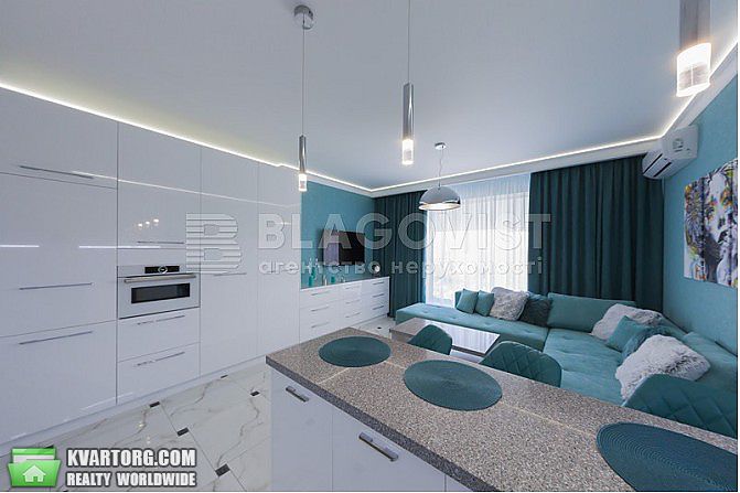 Sell 3-room apartment. Киев,  Оболонский пр — photo 2