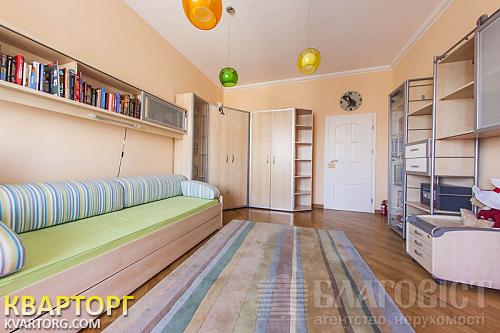 Sell 4-room apartment. Киев, Староноводницкая — photo 2