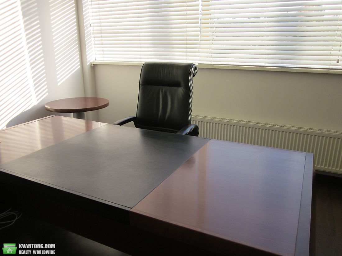 Rent out office. Киев, Жилянская — photo 5