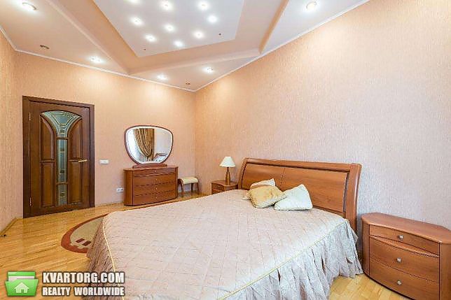 Rent out 2-room apartment. Киев,  Дмитриевская — photo 2