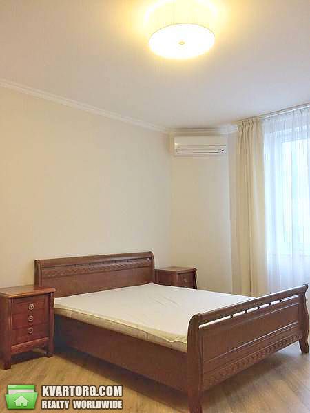 Rent out 4-room apartment. Киев,  Полтавская — photo 6
