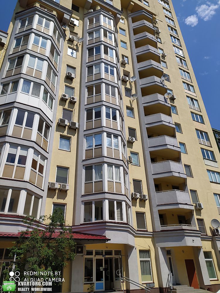 Sell 4-room apartment. Киев,  Макеевская — photo 1