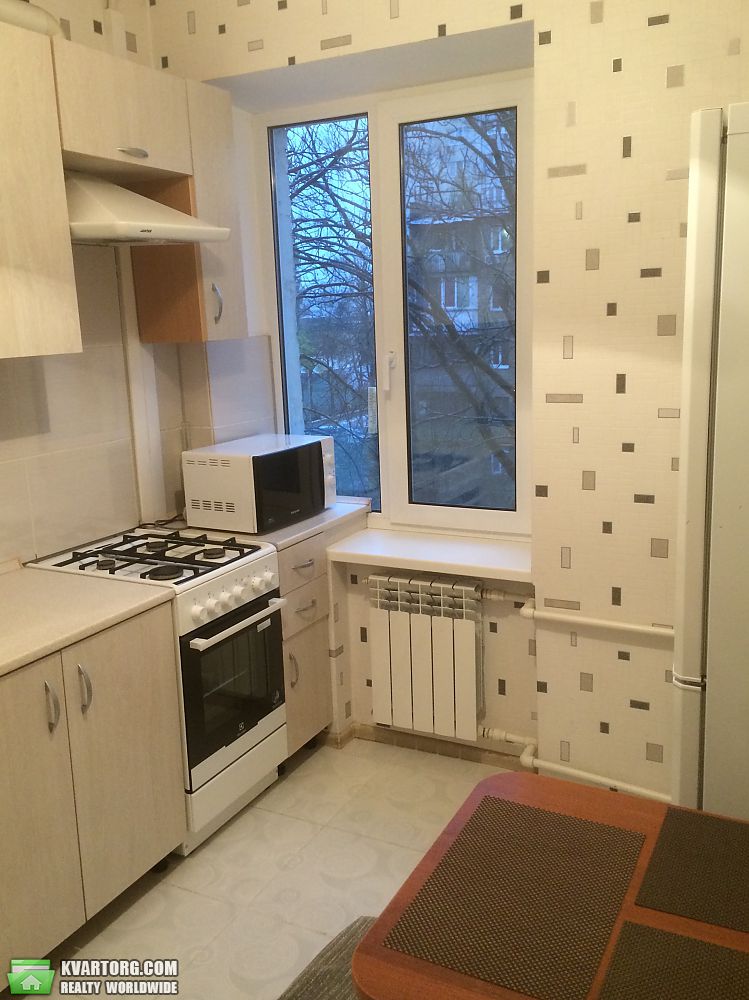 Rent out 2-room apartment. Киев,  Вавиловых — photo 7