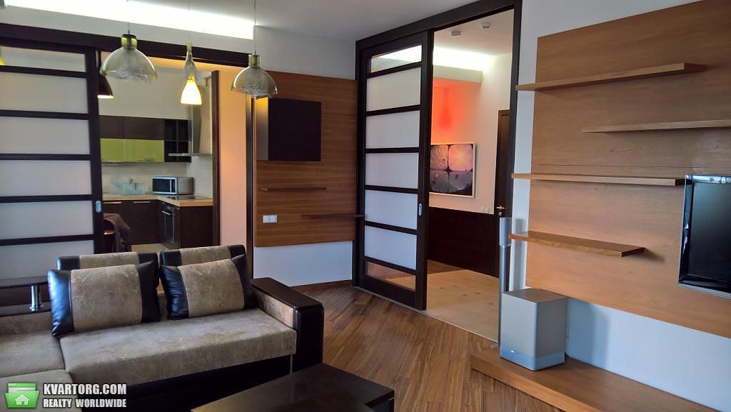 Rent out 3-room apartment. Киев,  Московская — photo 2