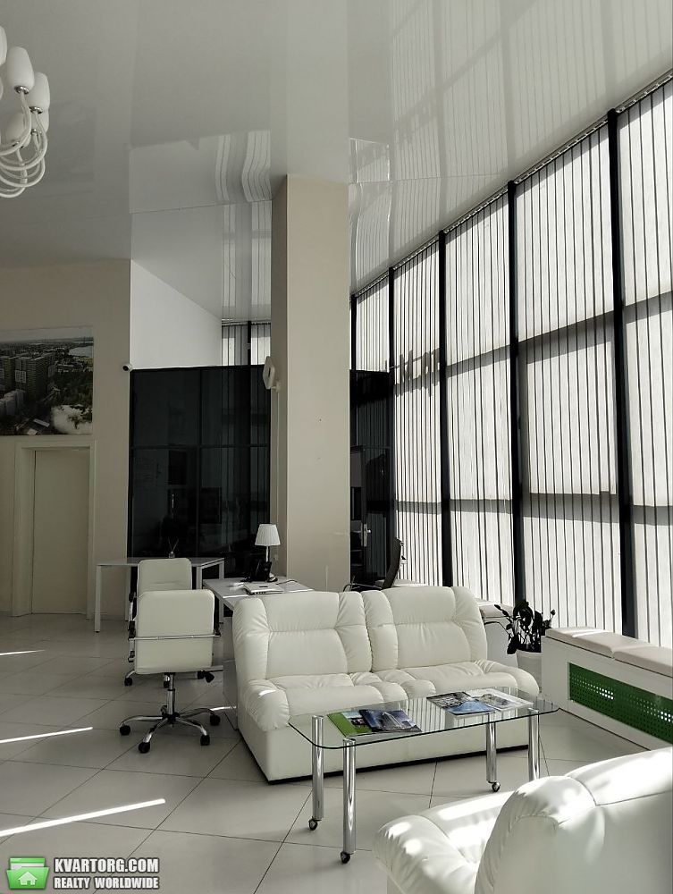 Rent out office. Киев, Миколи Бажана — photo 6