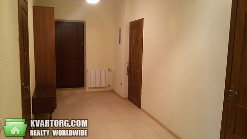 Rent out house. Киев,  Богатырская — photo 1