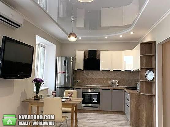 Rent out 1-room apartment. Киев,  Гарматная — photo 1