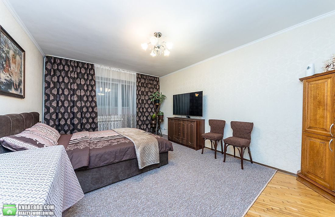 Rent out 3-room apartment. Киев, улица Княжий затон — photo 8