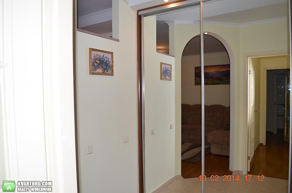 Rent out 2-room apartment. Киев,  Мазепы — photo 7