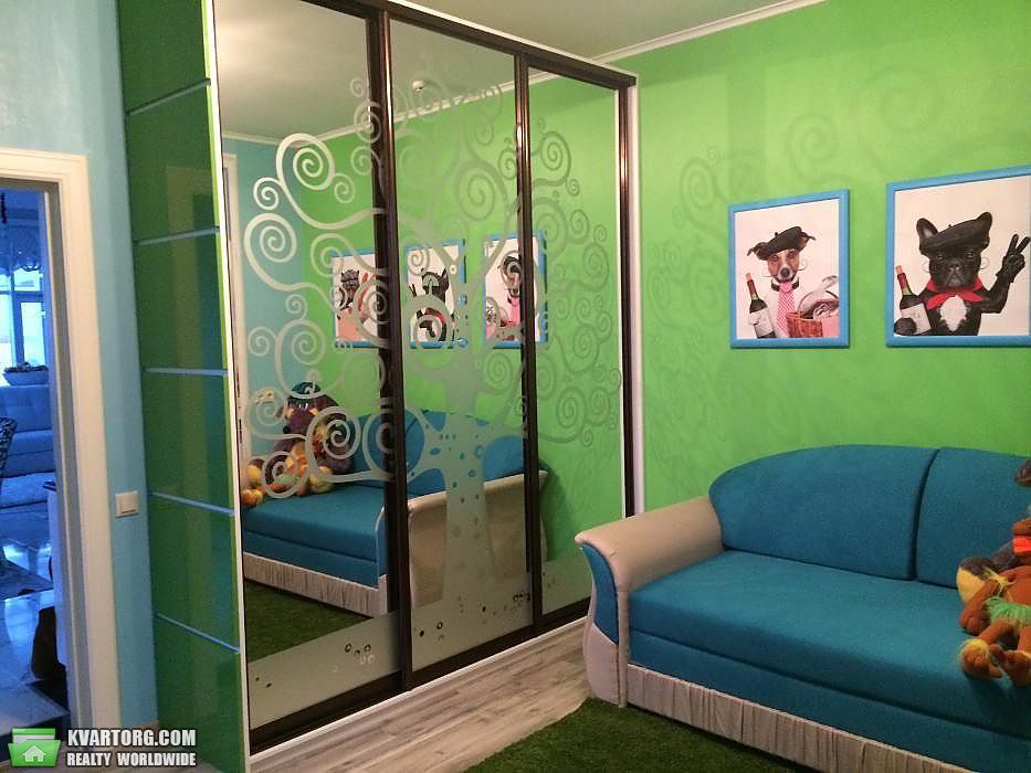 Rent out 3-room apartment. Киев,  Днепровская наб — photo 7