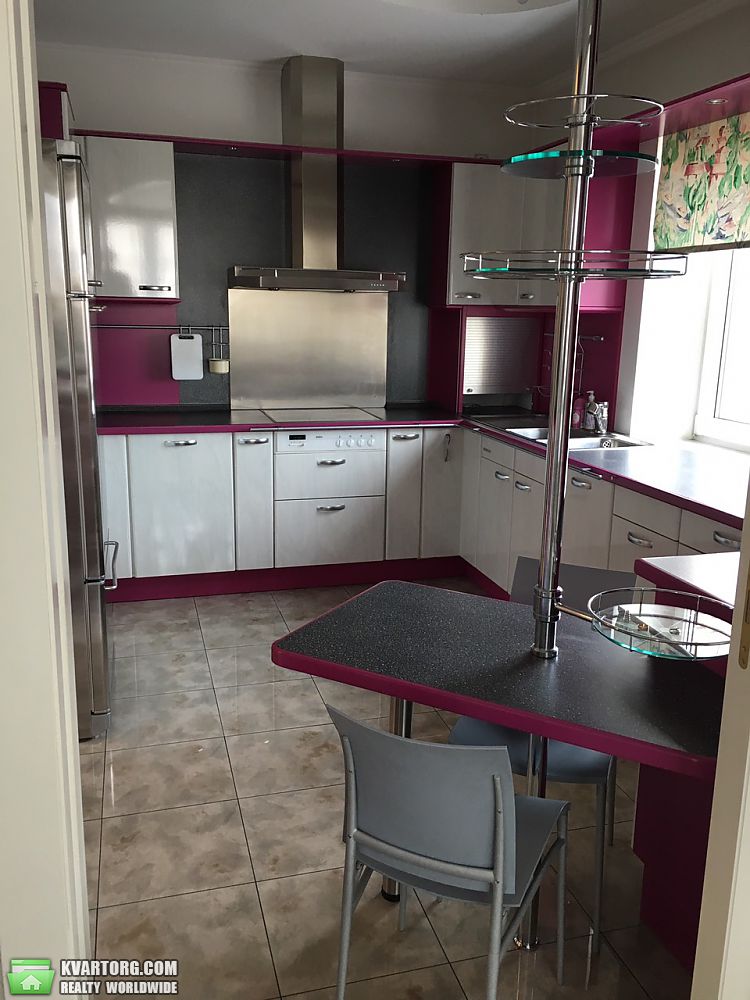 Sell 4-room apartment. Киев,  Оболонская — photo 3