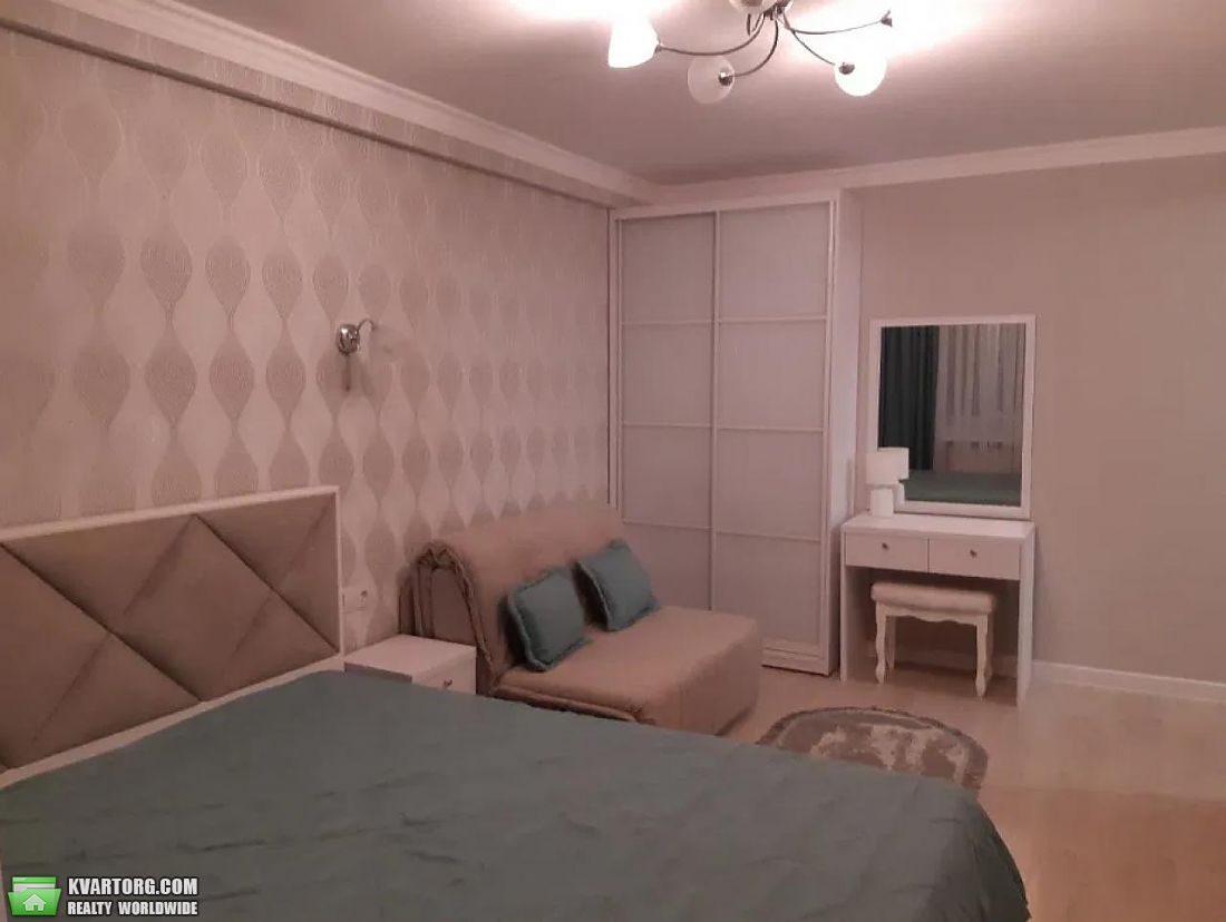 Rent out 1-room apartment. Киев,  Мечникова — photo 1
