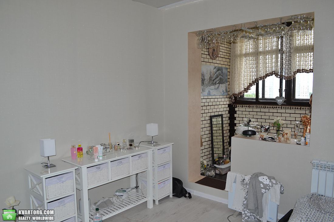 Sell 2-room apartment. Киев,  Заболотного — photo 2