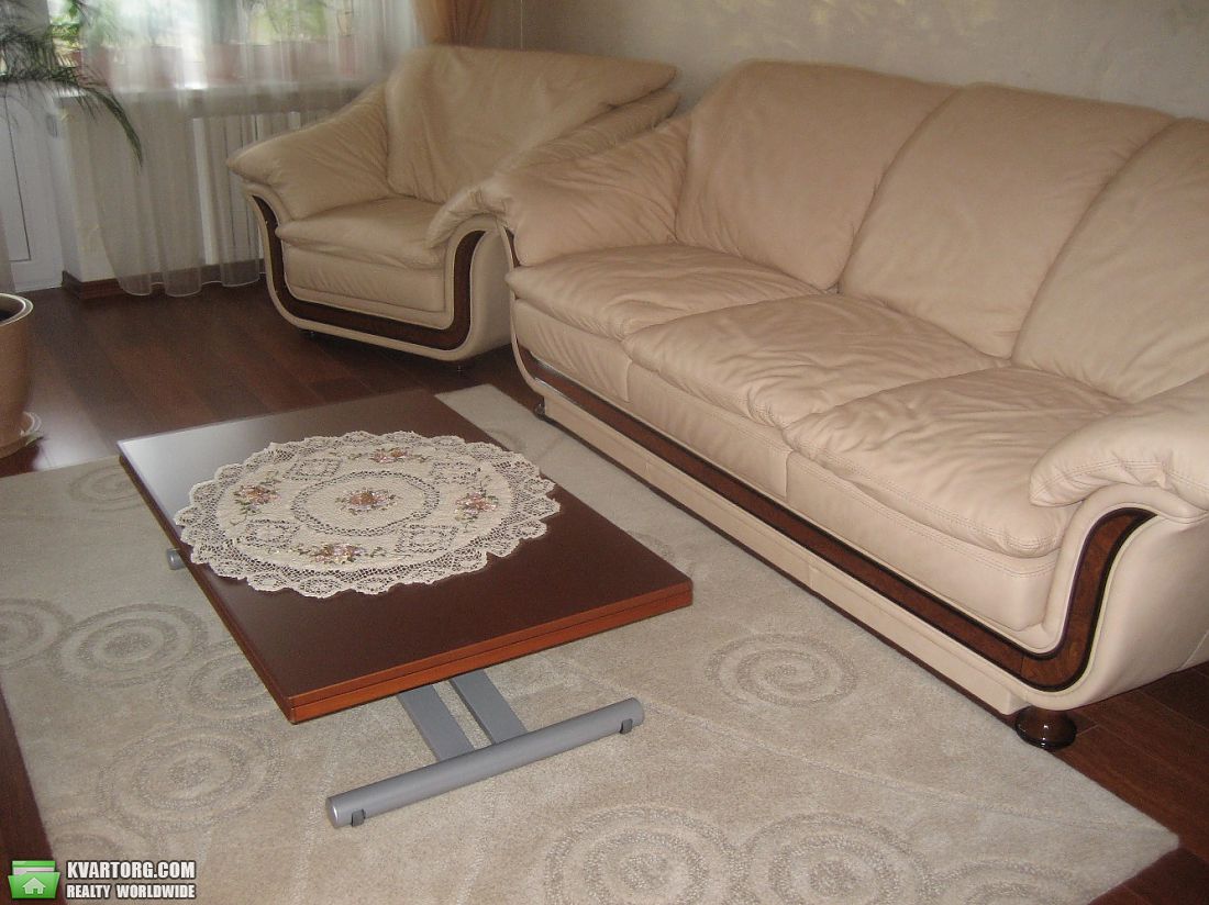 Sell 3-room apartment. Днепропетровск, Коммунаровская — photo 1