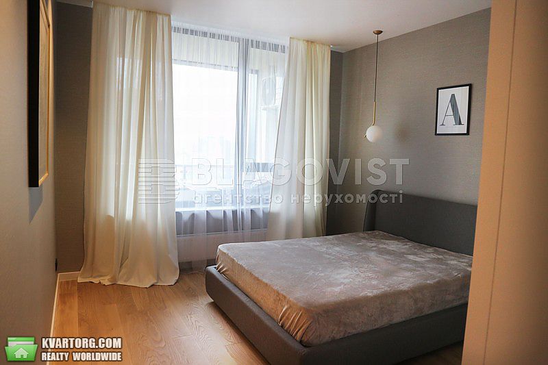 Rent out 2-room apartment. Киев, Деловая — photo 5
