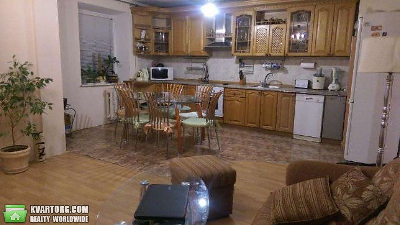 Sell 4-room apartment. Киев,  Котельникова — photo 1