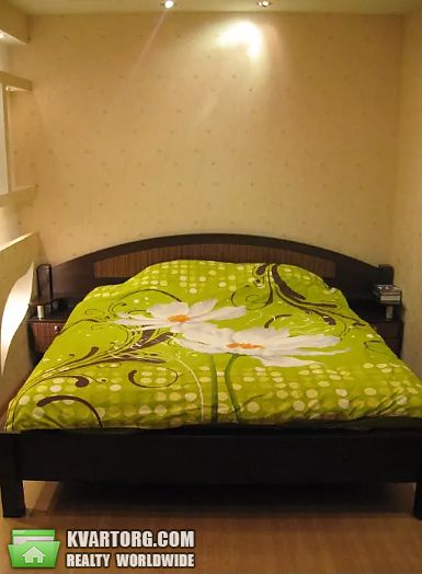 Rent out 3-room apartment. Киев,  Срибнокильская — photo 10