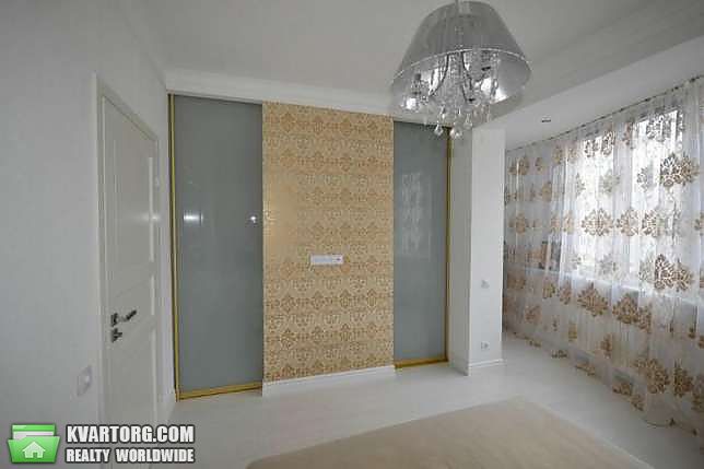 Sell 2-room apartment. Киев,  Днепровская наб — photo 2