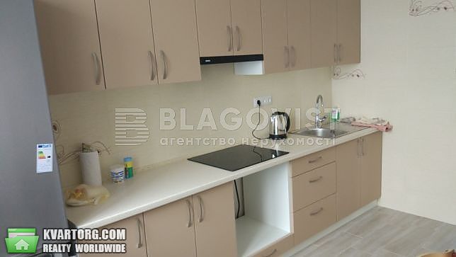 Rent out 3-room apartment. Киев,  Теремковская — photo 4
