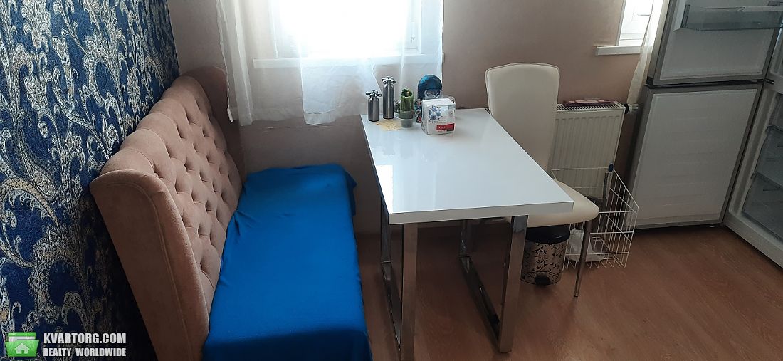 Rent out 1-room apartment. Киев, Харьковское шоссе — photo 6