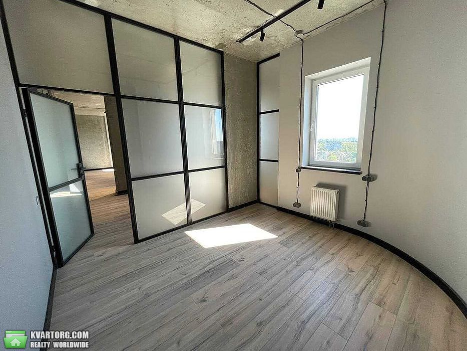 Rent out office. Киев,  Драгомирова — photo 1