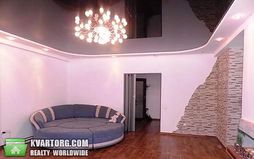 Rent out 2-room apartment. Киев,  Саперно-Слободская — photo 1