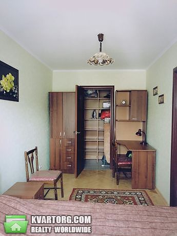 Rent out 2-room apartment. Киев, Соборности проспект — photo 5