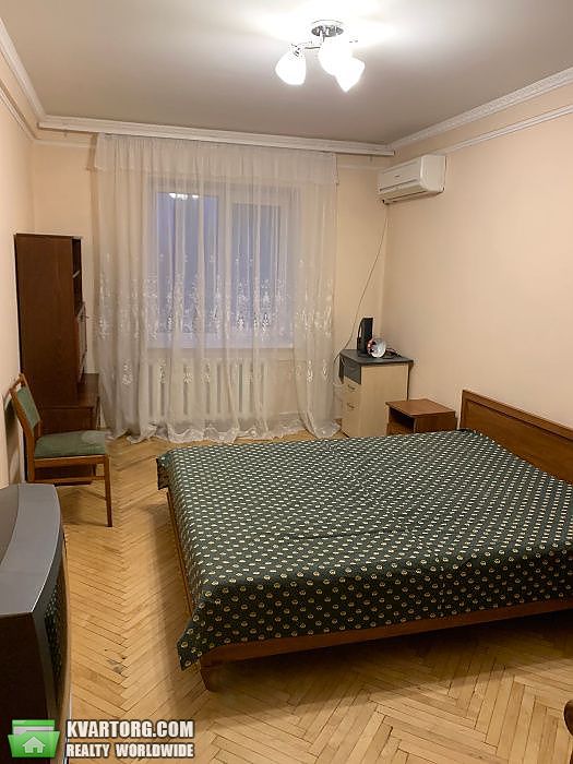Rent out 2-room apartment. Киев,  Политехническая — photo 2