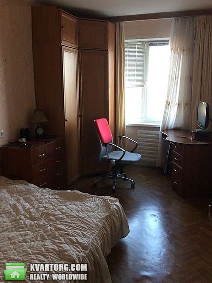 Sell 2-room apartment. Киев,  Приречная — photo 1