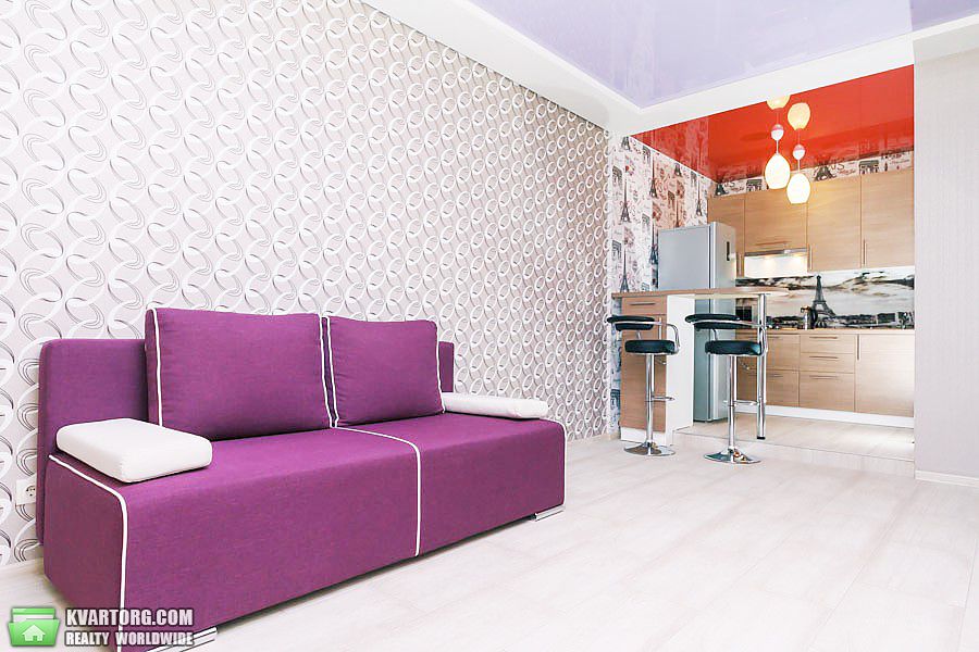 Rent out 2-room apartment. Киев, Регенераторная — photo 1