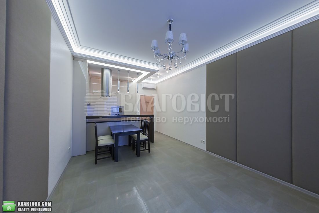 Rent out 3-room apartment. Киев,  Барбюса — photo 1