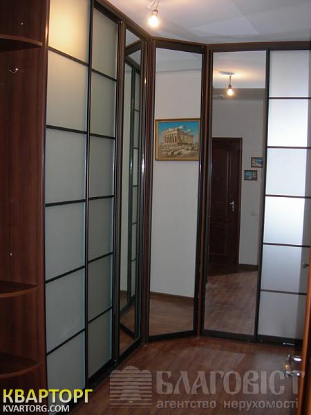 Sell 1-room apartment. Киев, Воскресенская — photo 1