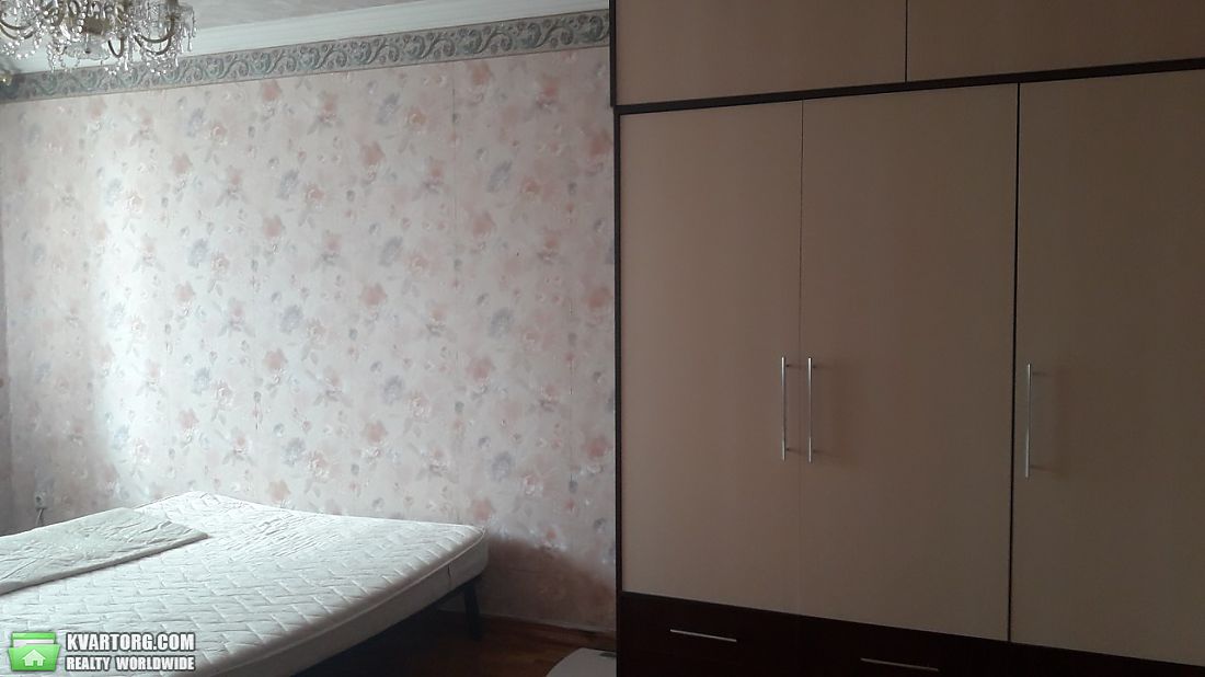 Rent out 3-room apartment. Киев,  Гмыри — photo 6