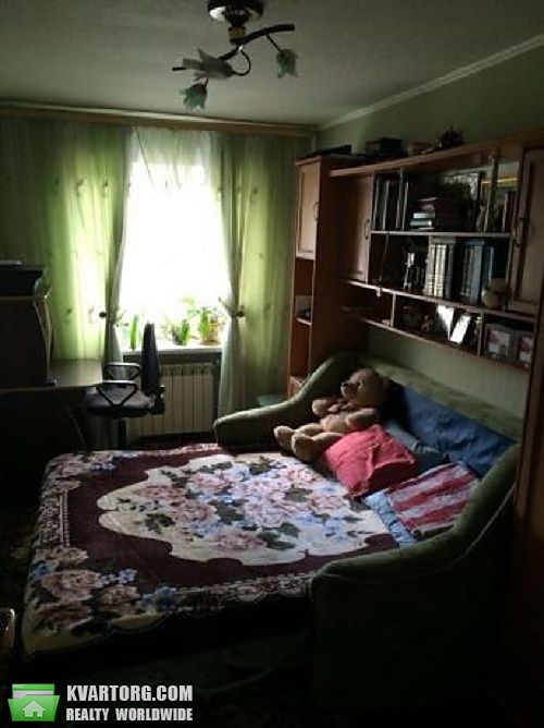 Sell 3-room apartment. Киев,  Дегтяревская — photo 2