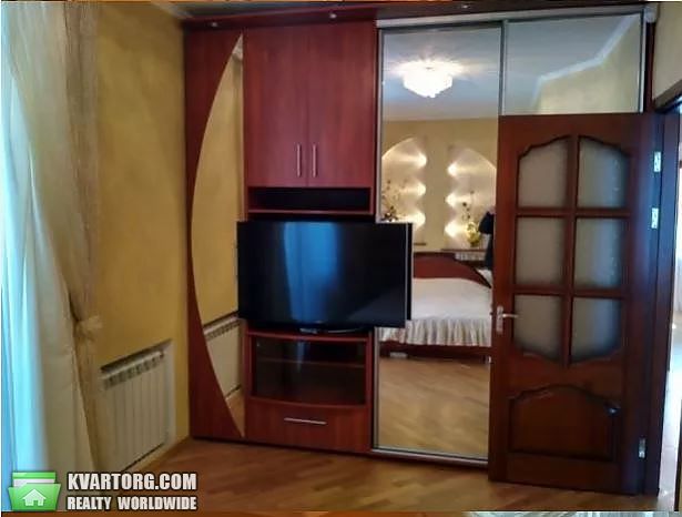 Rent out 3-room apartment. Киев,  Мельникова — photo 7